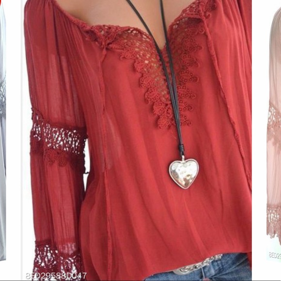 Tops - BOHO CROCHET ACCENT TOP. LACE DETAIL NWT